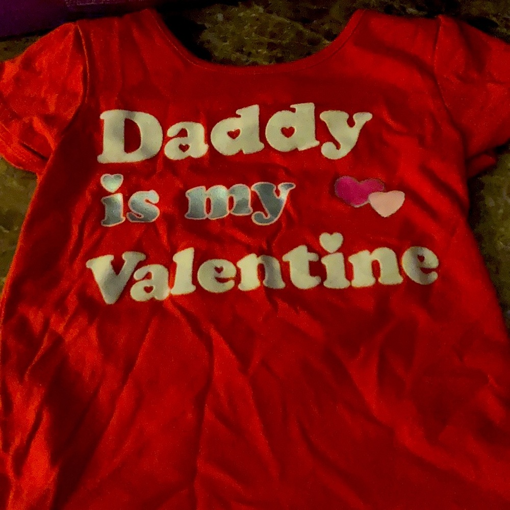 Graphic tee